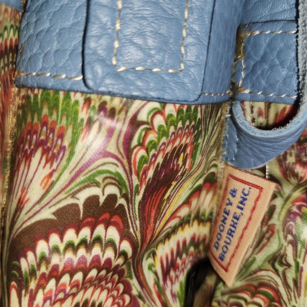 Vintage Dooney And Bourke Handbag ***READ*** - Picture 8 of 12